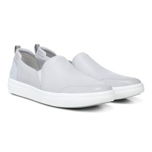 Vionic Penelope slip on, size 9.5 vapor/grey color